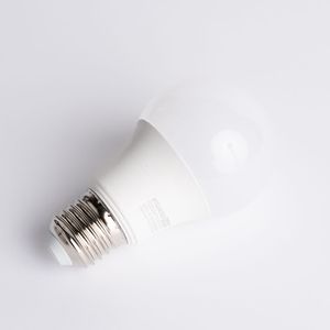 BOMBILLO LED A60 7W LUZ CALIDA