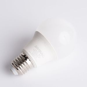 BOMBILLA LED 8W LUZ BLANCA P037390 RAYOVAC