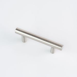 JALADERA MUEBLE BARRA DECKEN 64MM SATINADO
