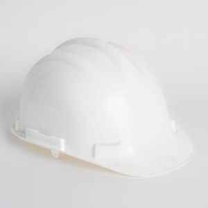 CASCO SEGURIDAD PP C/PIN BLANCO TITAN